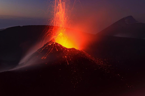 crateri della sommità dell'Etna